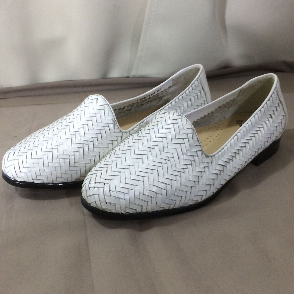 Trotters White Woven Leather Flats